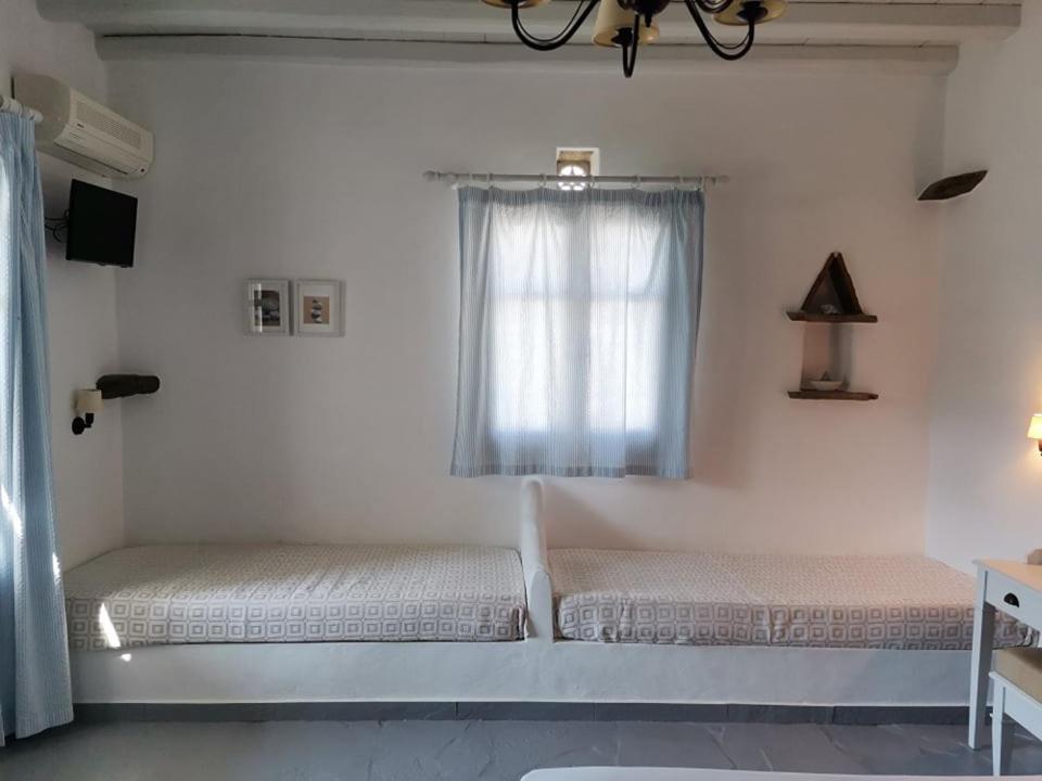 Elia Apartments Agios Romanos Exterior photo